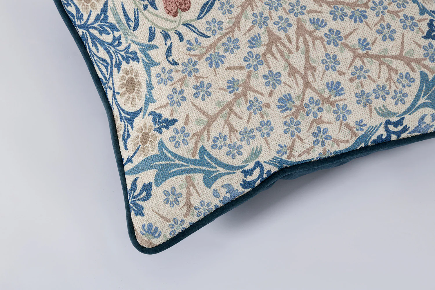Cushion 01, Blackthorn - Image 5