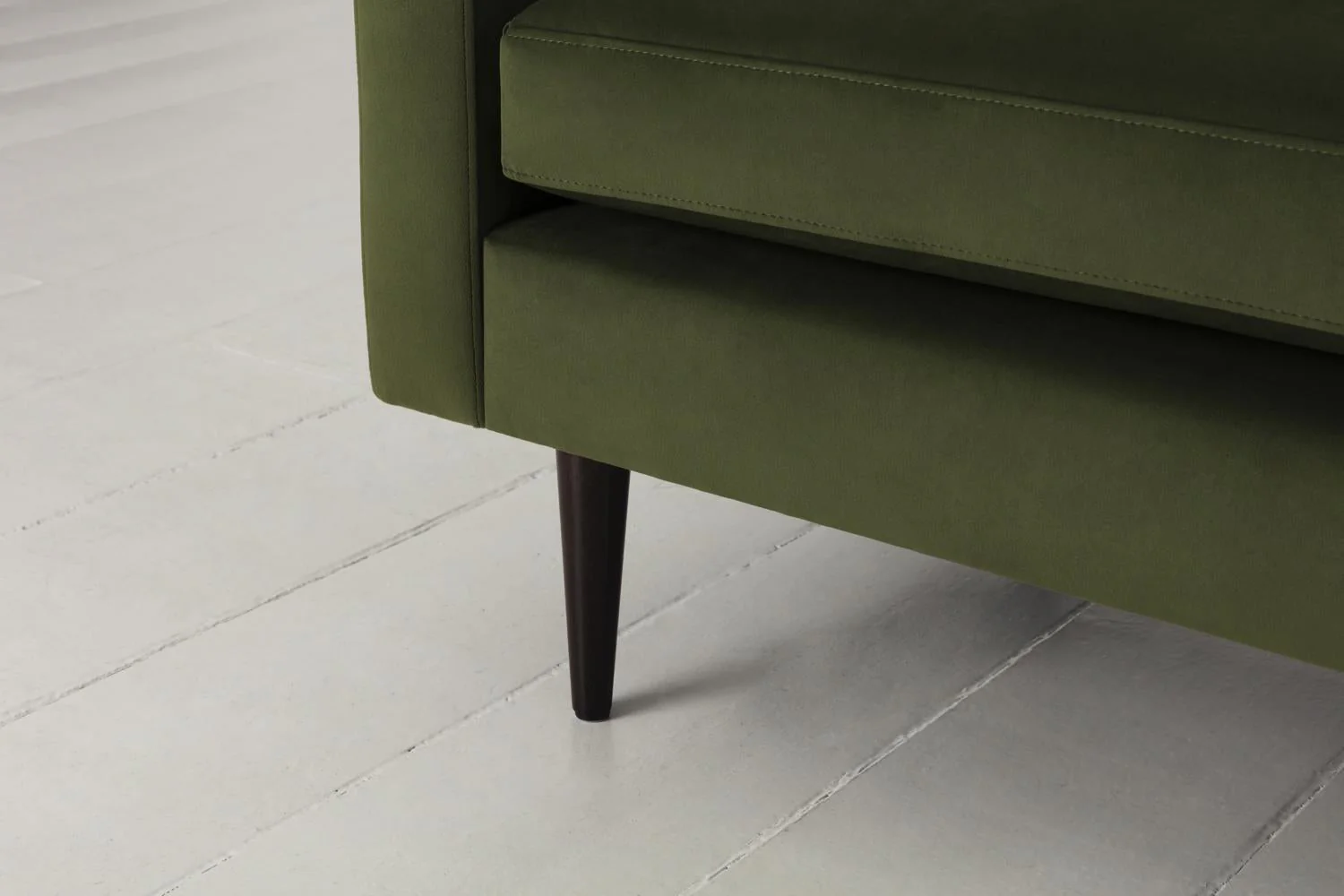 Model 01 3-Seater Sofa, Vine - Image 7