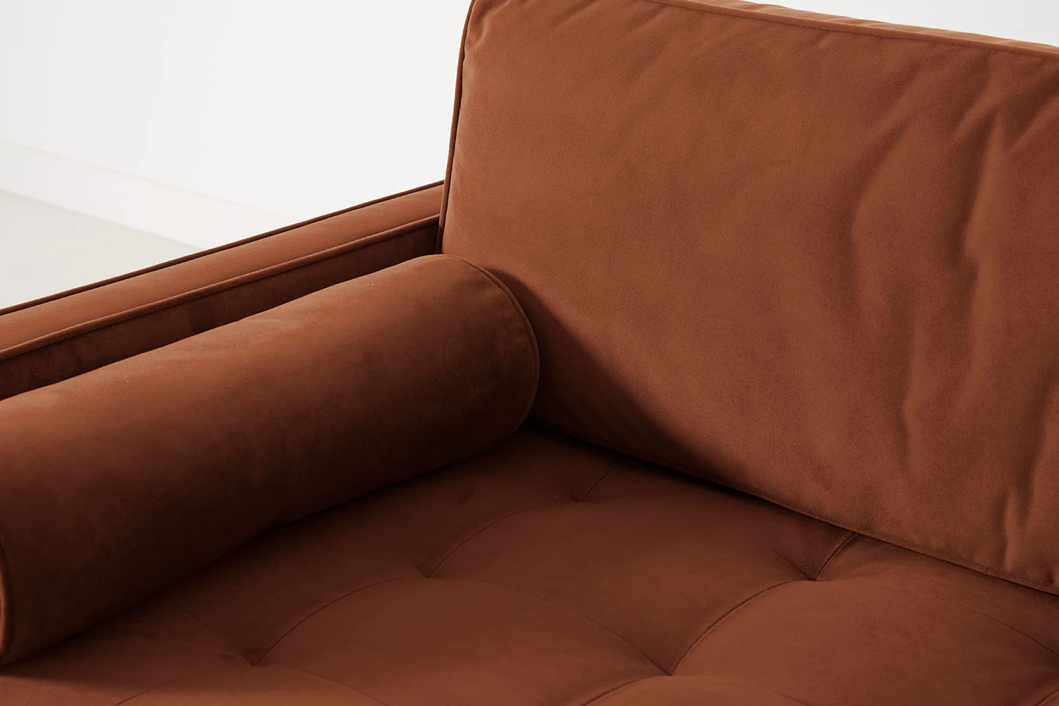 Model 02 Loveseat, Umber - Image 6