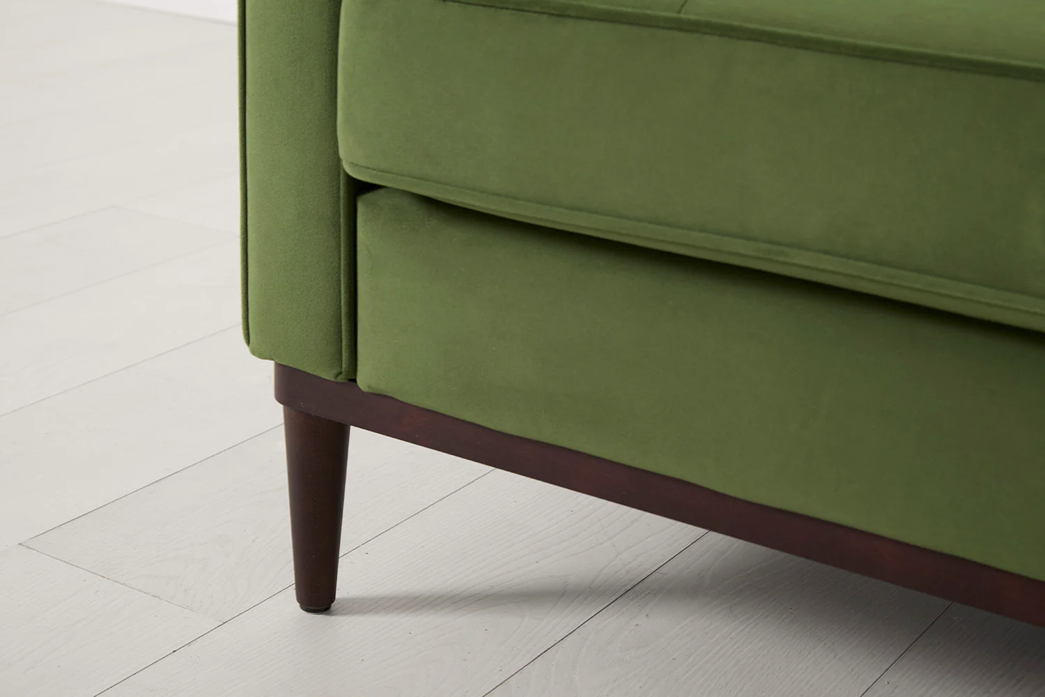 Model 02 Loveseat, Vine - Image 7