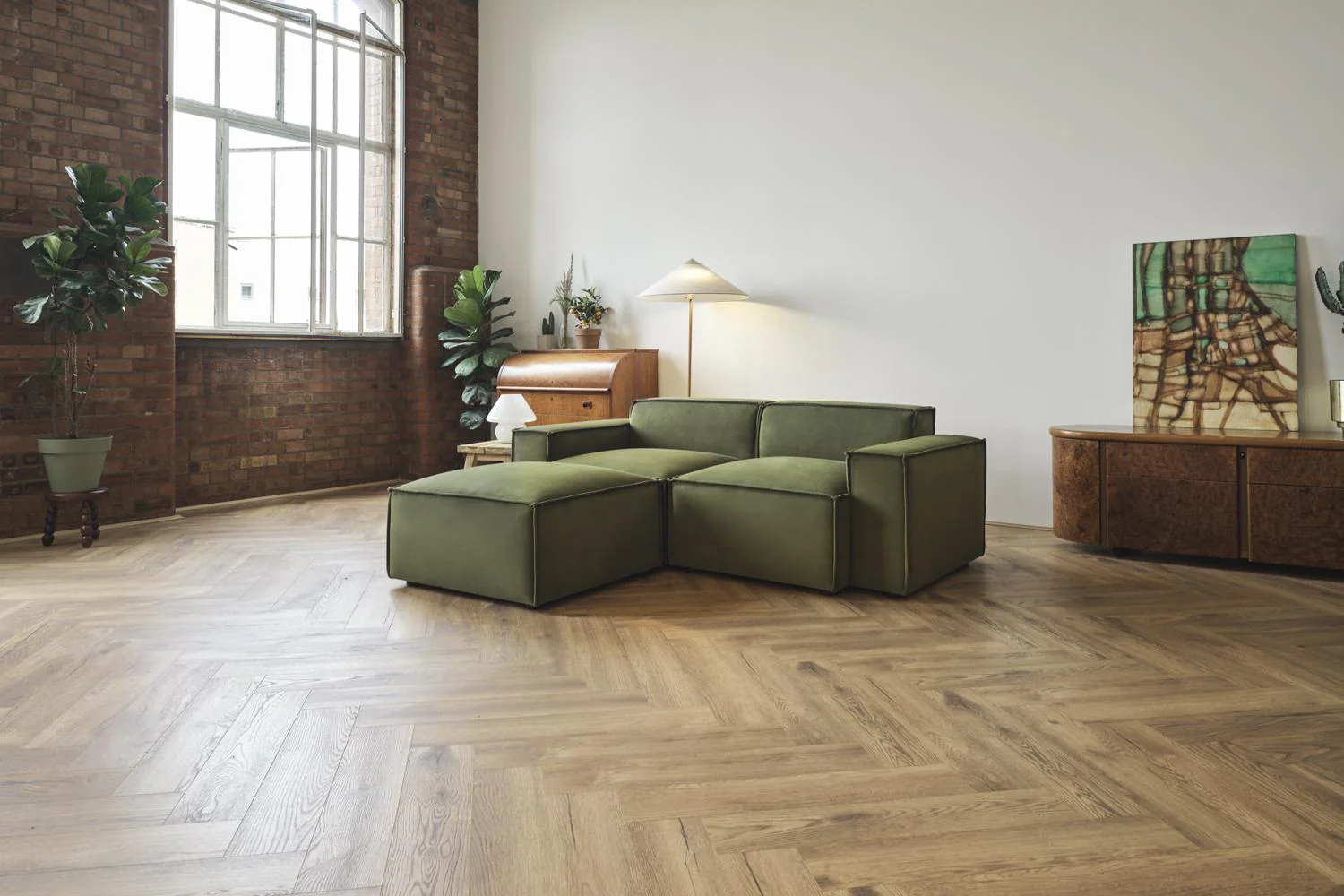 Model 03 2-Seater Left Chaise Sofa, Vine - Image 2