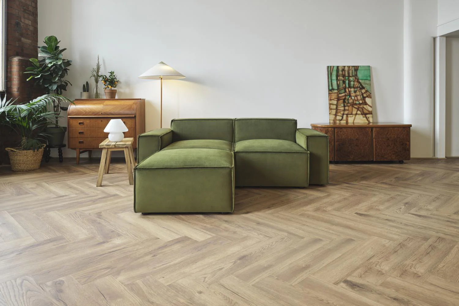 Model 03 2-Seater Left Chaise Sofa, Vine - Image 4
