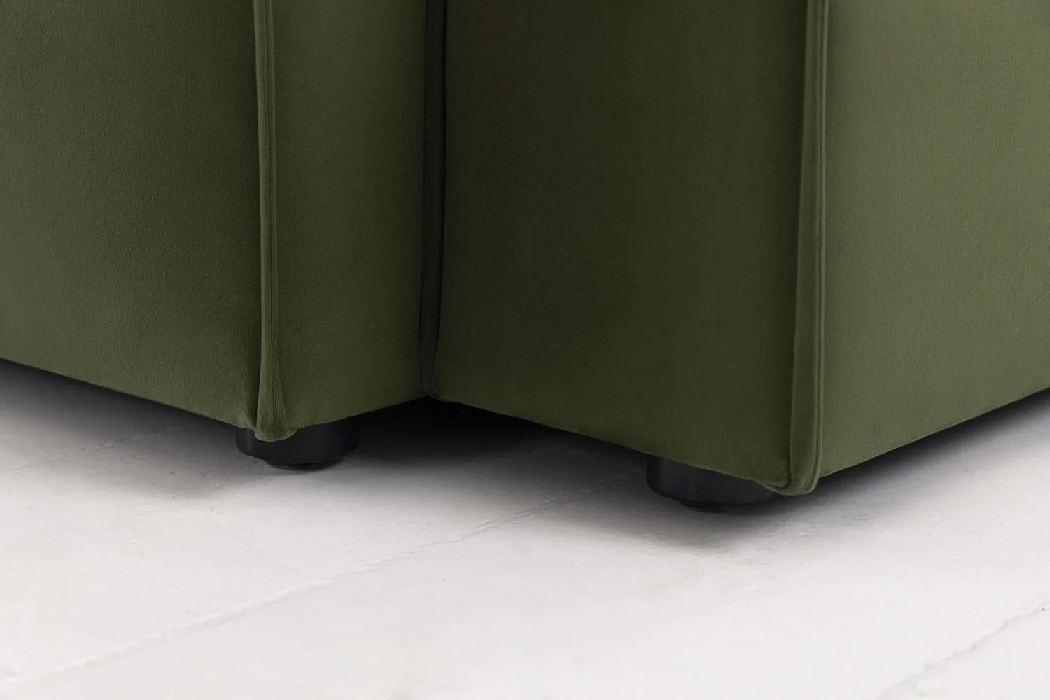Model 03 2-Seater Left Chaise Sofa, Vine - Image 7