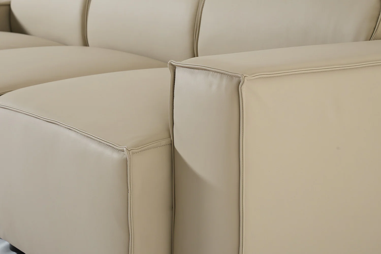 Model 03 3-Seater Left Chaise Sofa, Oyster - Image 5
