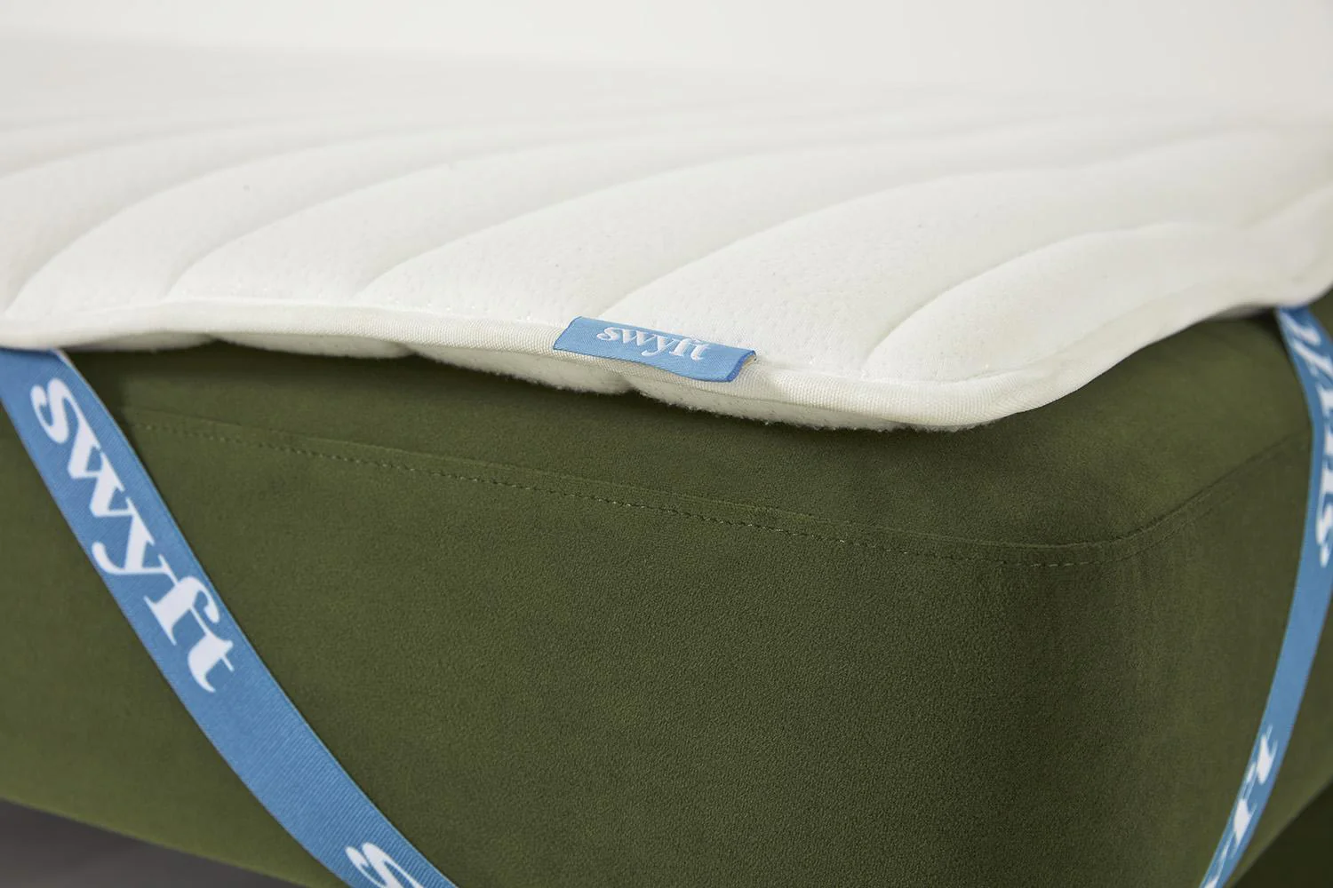 Model 04 Sofa Bed 3 Seater, Vine - Image 12