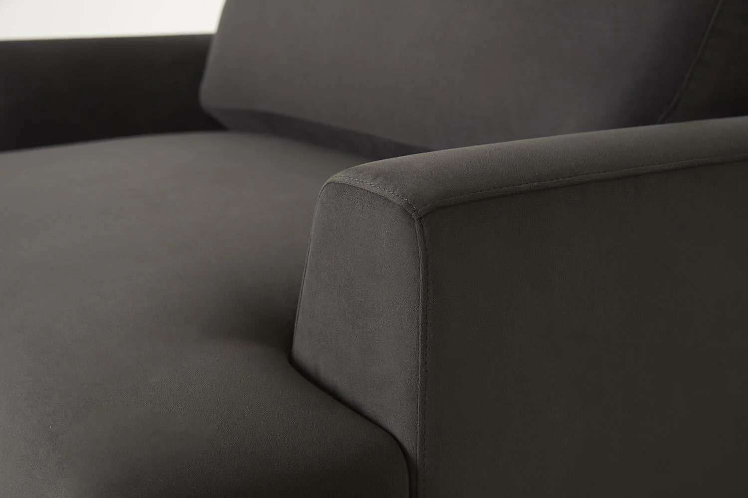 Model 05 Chaise Longue, Charcoal - Image 5