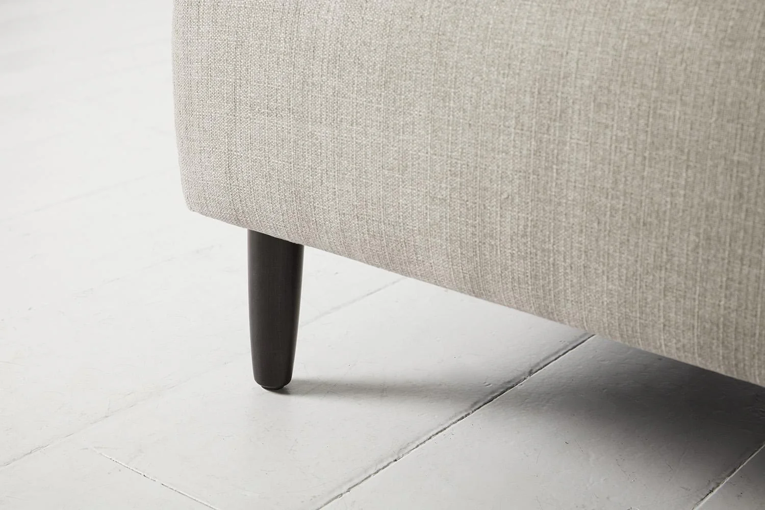 Model 05 Chaise Longue, Pumice - Image 7