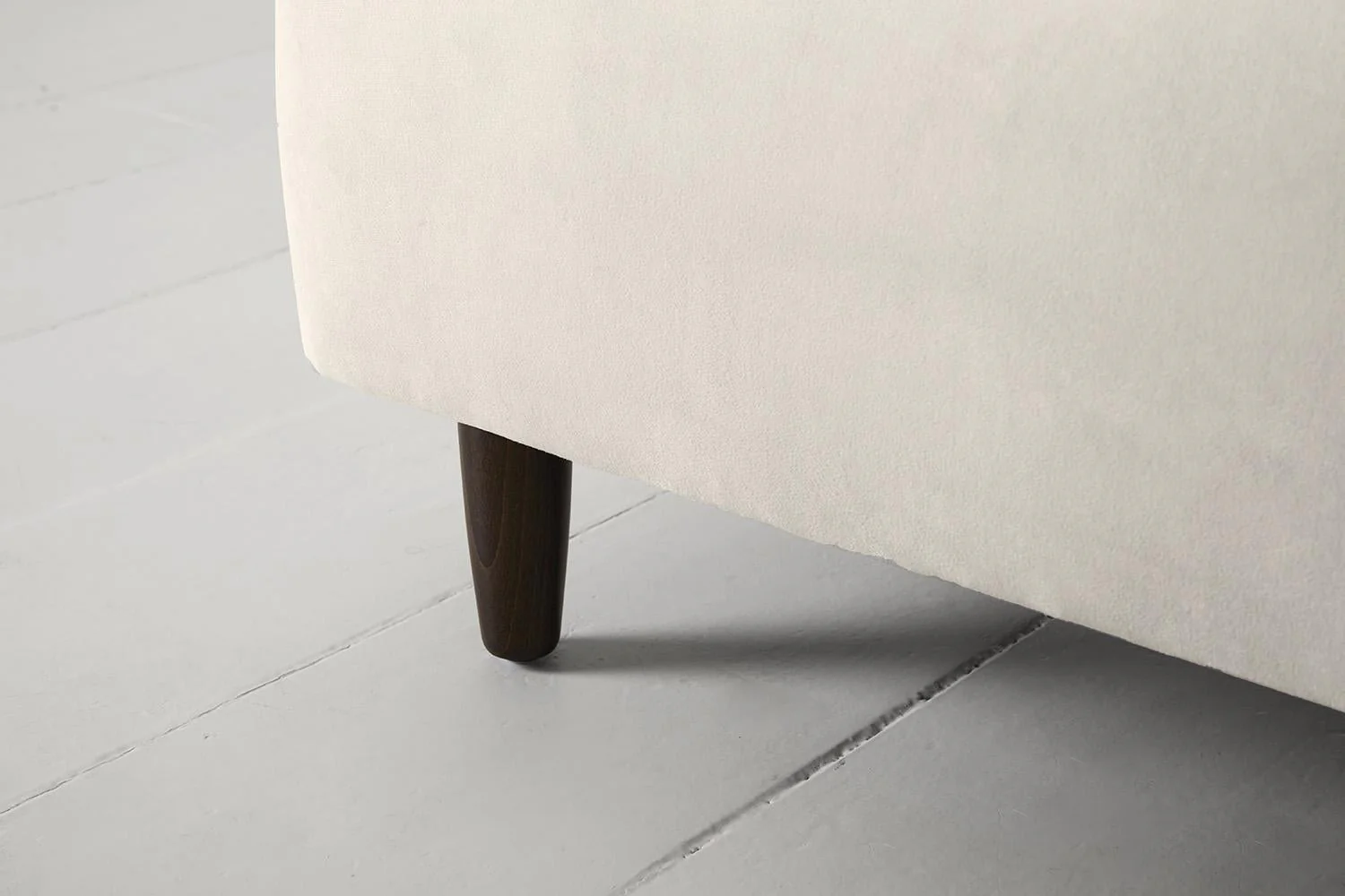 Model 05 Ottoman, Bone - Image 4