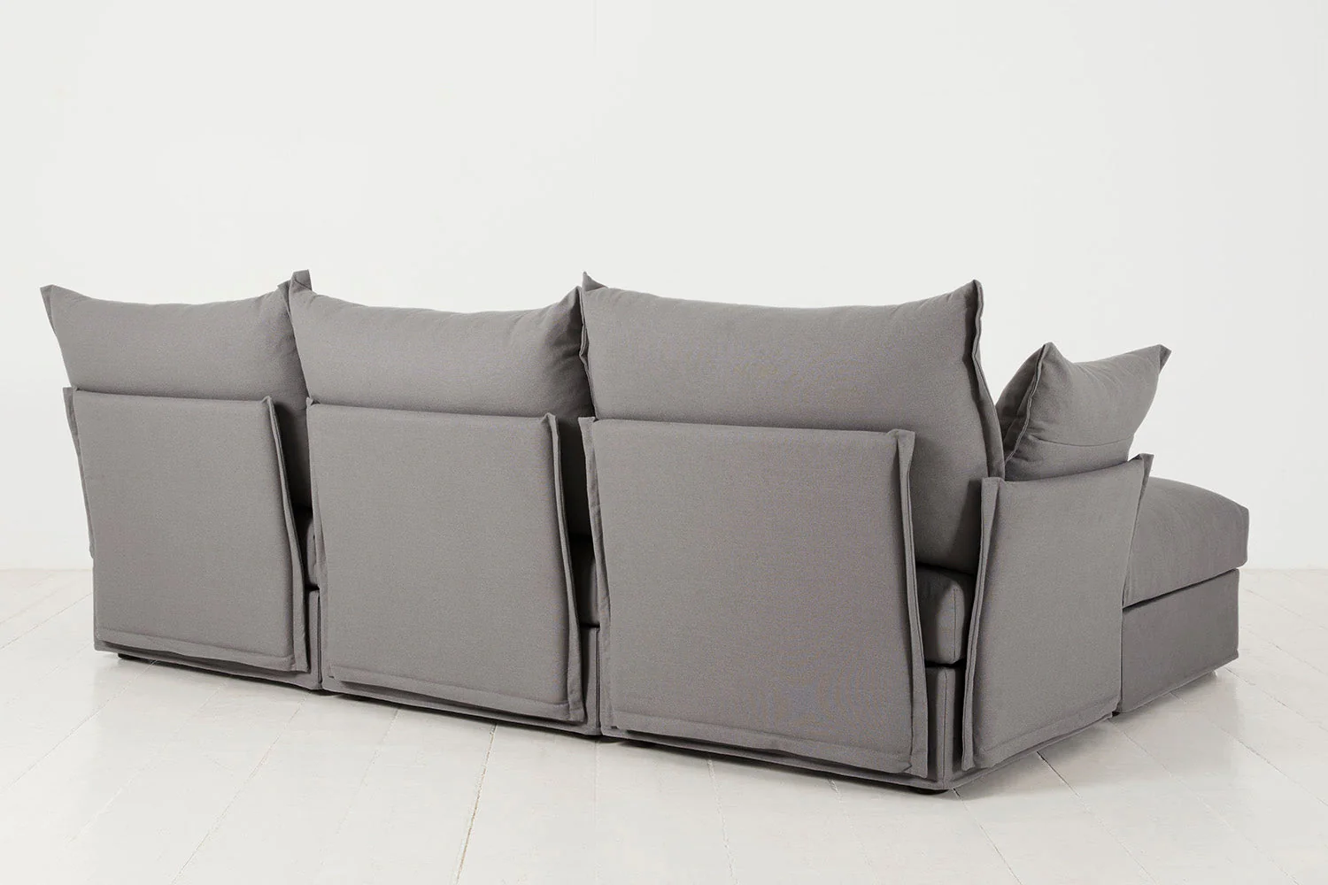 Model 06 3-Seater Left Chaise Sofa, Risso - Image 5