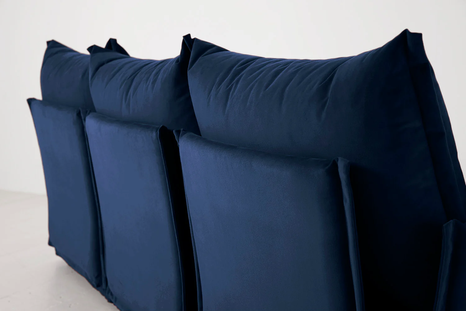 Model 06 3-Seater Sofa, Indigo - Image 7