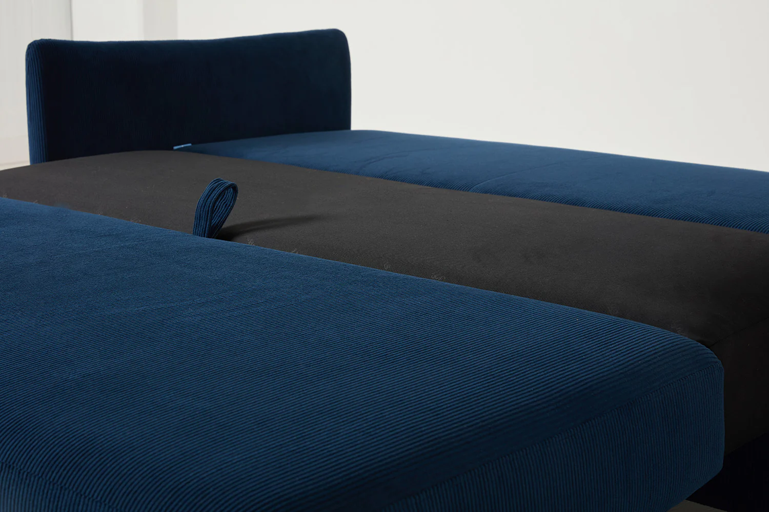 Model 08 Sofa Bed 2.5 Seater, Atlantic - Image 10