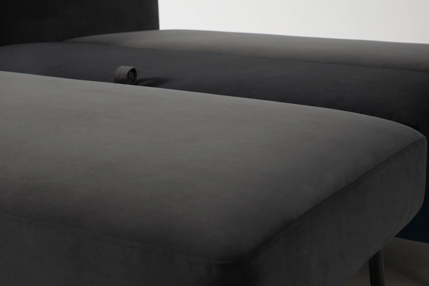 Model 08 Sofa Bed 2.5 Seater, Charcoal - Image 12