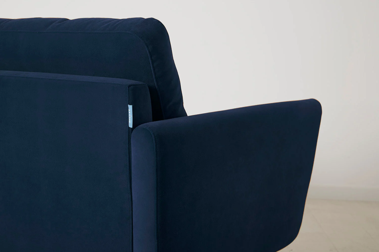 Model 10 Chaise Longue, Indigo - Image 5