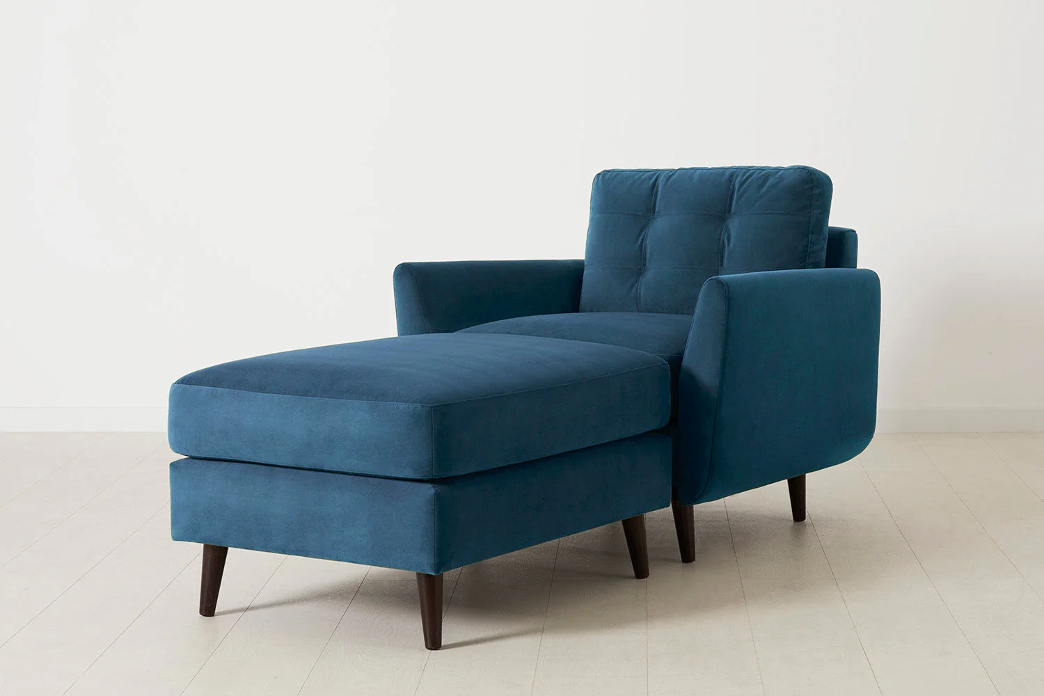 Model 10 Chaise Longue, Teal - Image 3