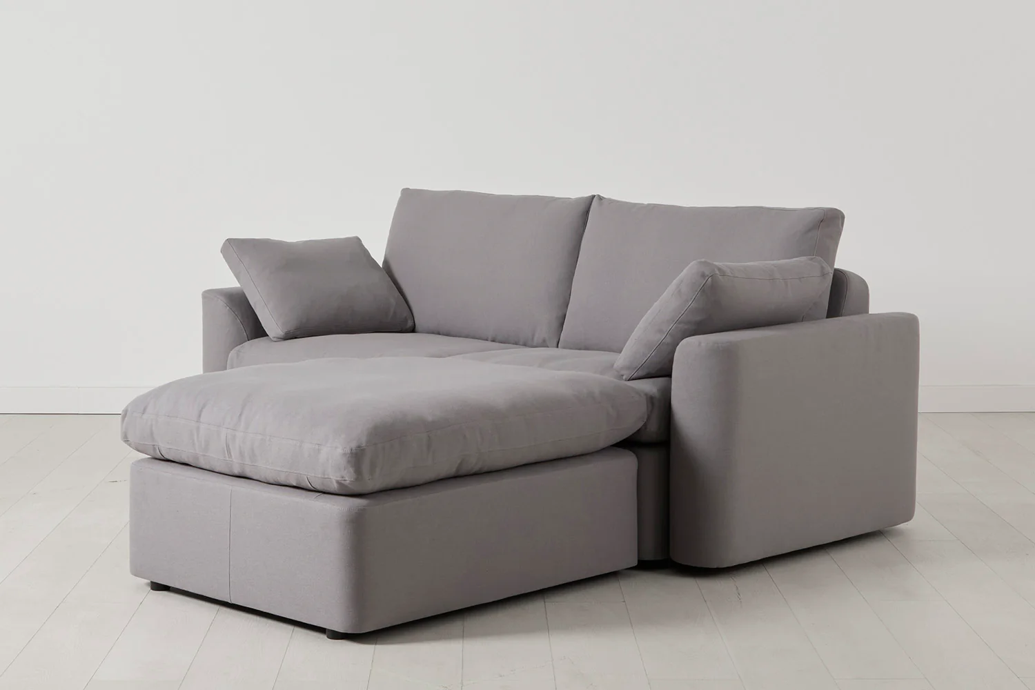 Model 13 2-Seater Right Chaise Sofa, Risso - Image 2