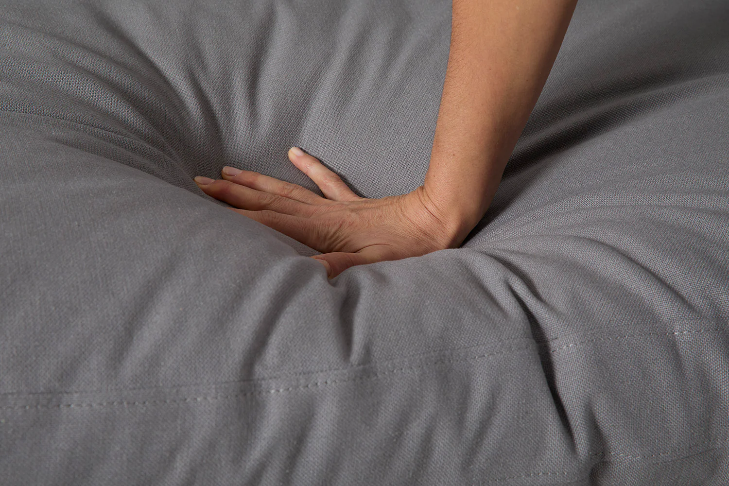 Model 13 2-Seater Sofa, Risso - Image 7