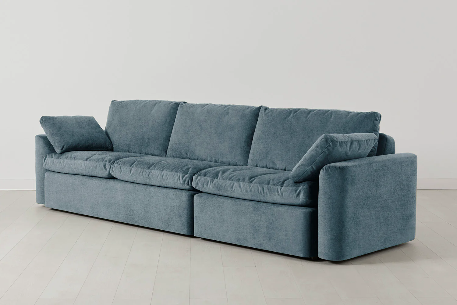 Model 13 4-Seater Sofa, Hydro - Image 3