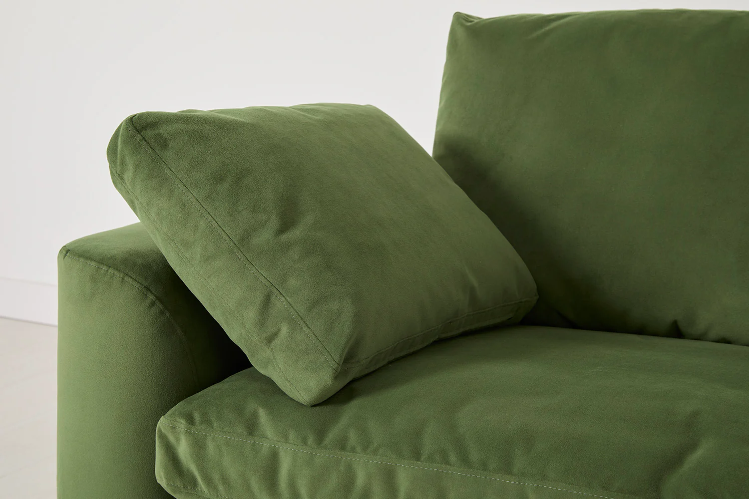 Model 13 Large Corner Sofa, Vine - Image 4