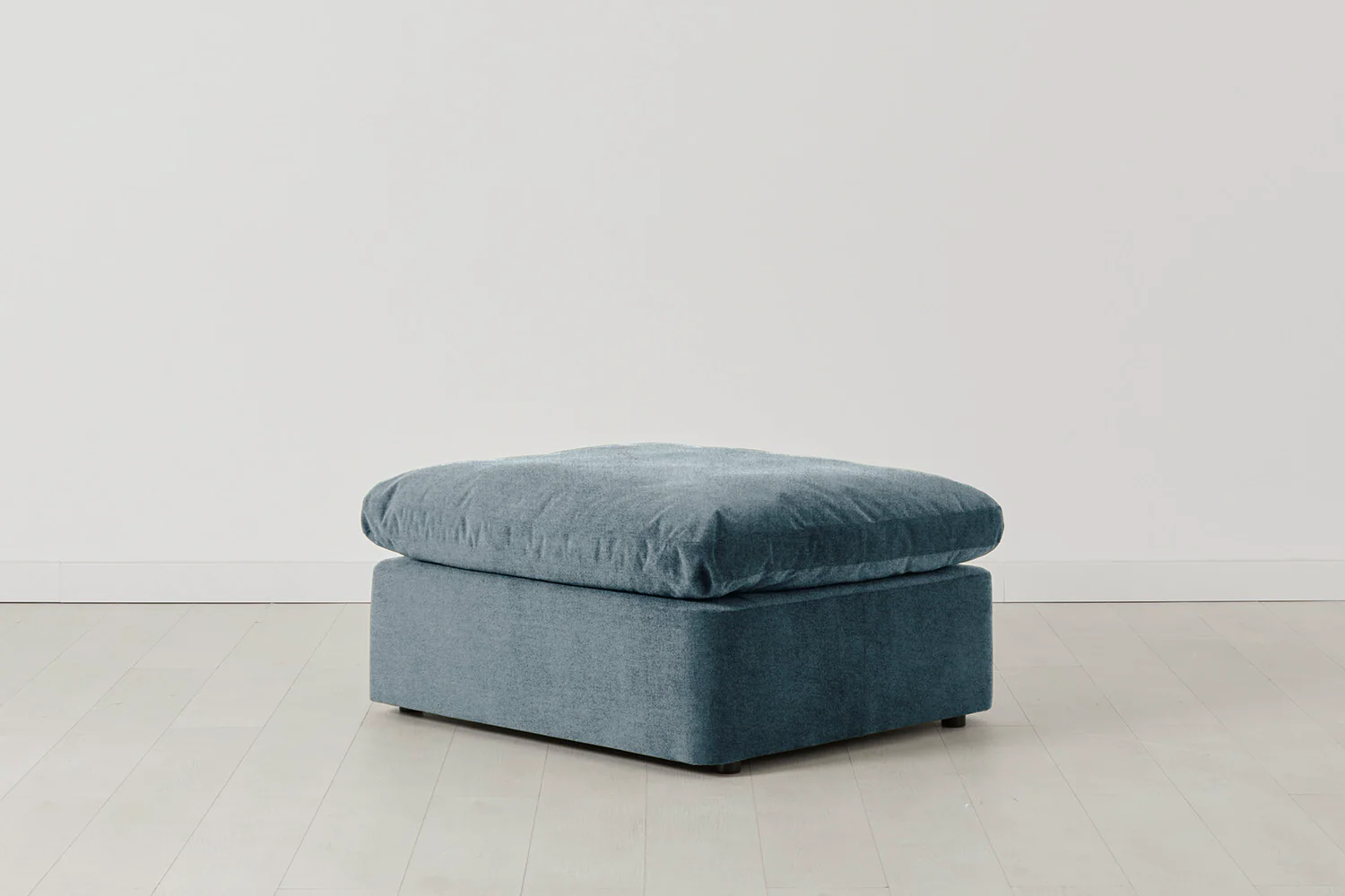 Model 13 Ottoman, Hydro - Image 2