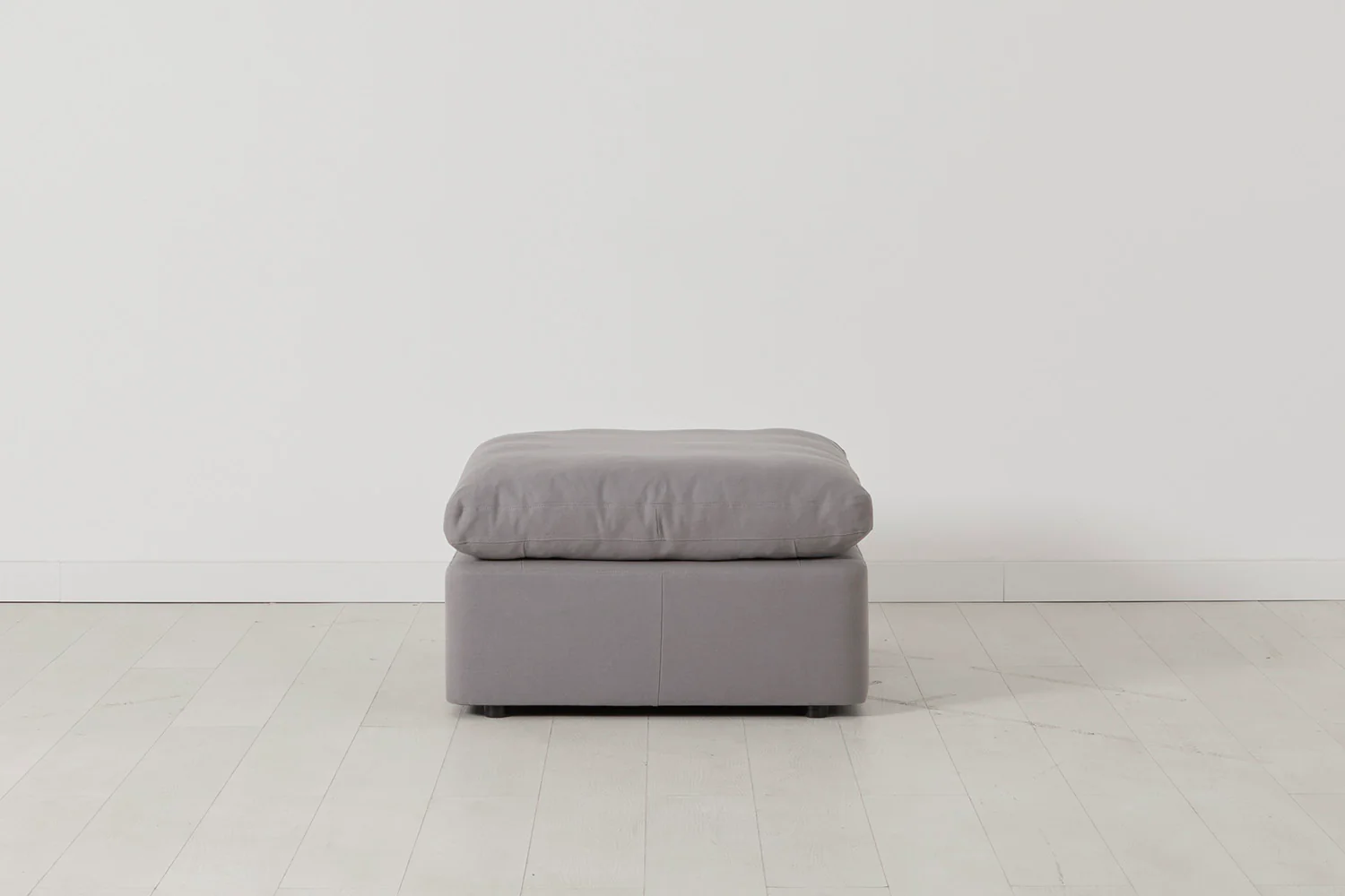 Model 13 Ottoman, Risso - Image 3