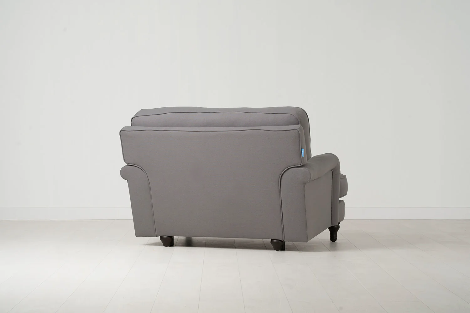 Model 15 Loveseat, Risso - Image 3