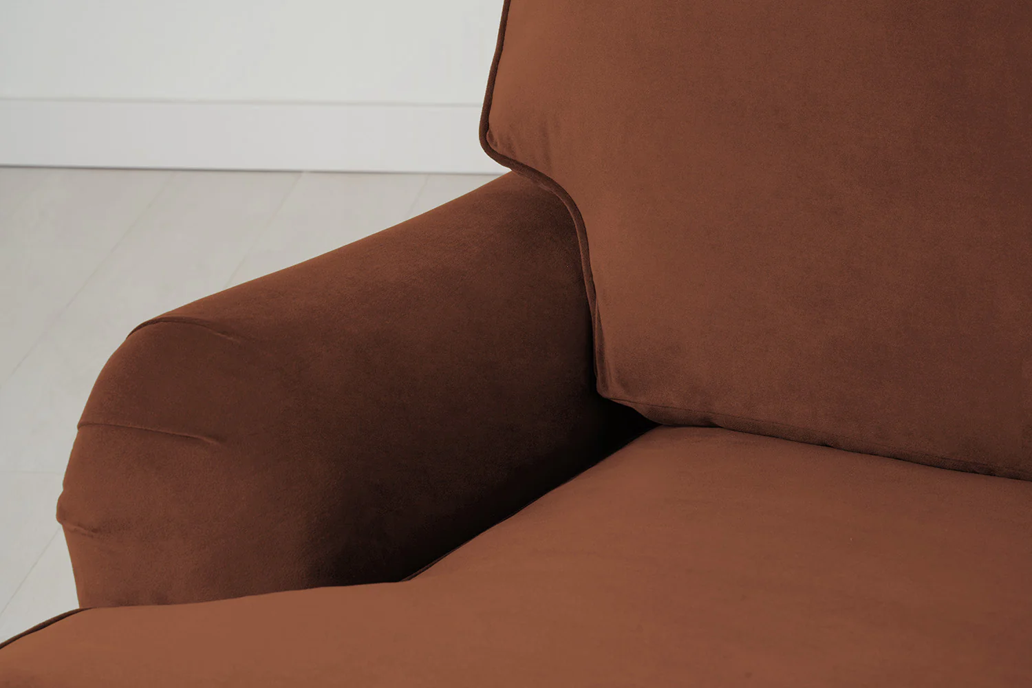 Model 15 Loveseat, Umber - Image 5