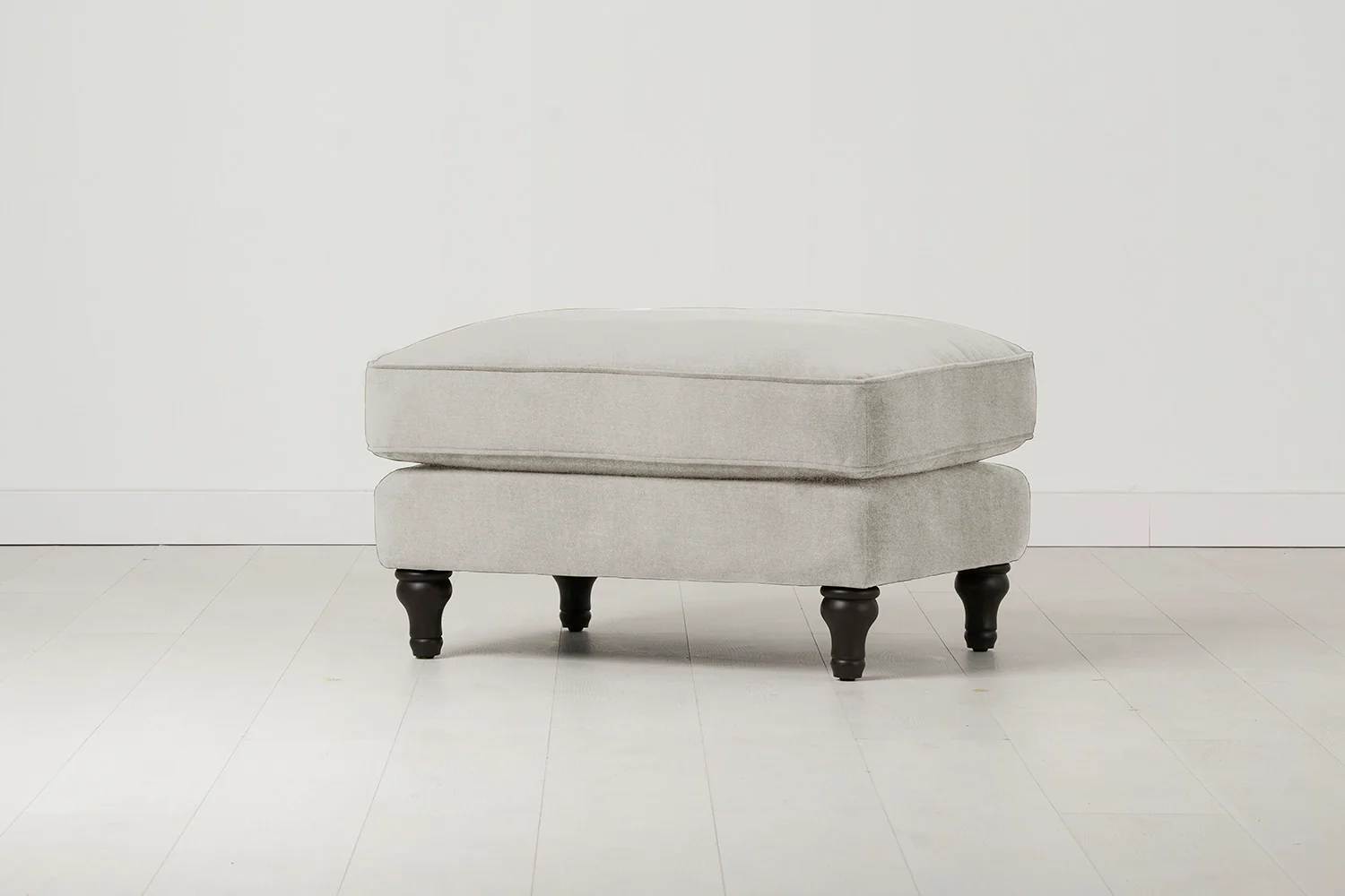 Model 15 Ottoman, Chalk - Image 2