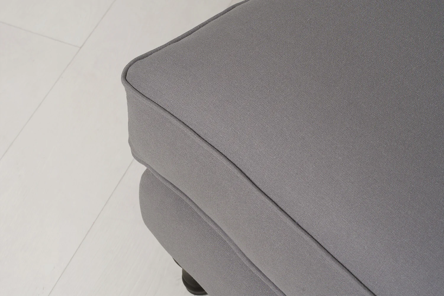 Model 15 Ottoman, Risso - Image 5
