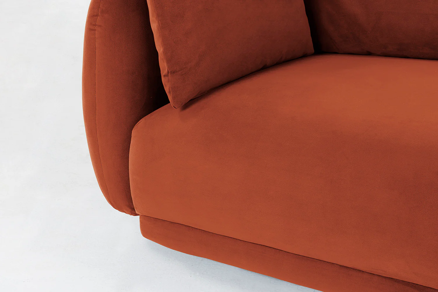 Model 16 3 Seater Sofa, Brick - Image 5