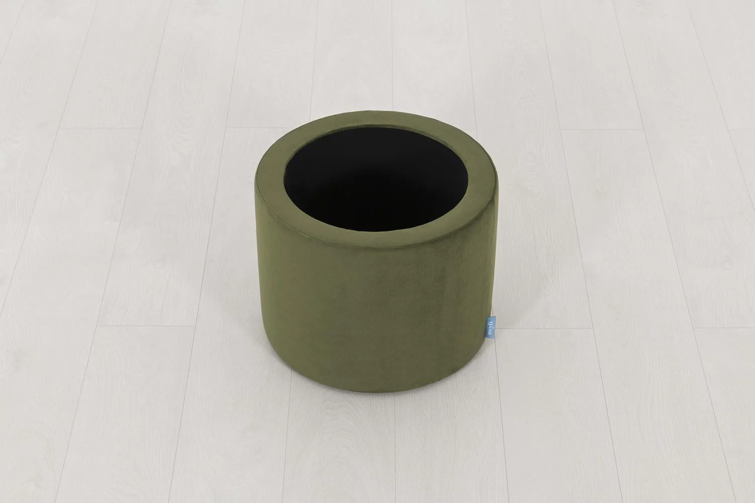 Storage 03, Vine - Image 5